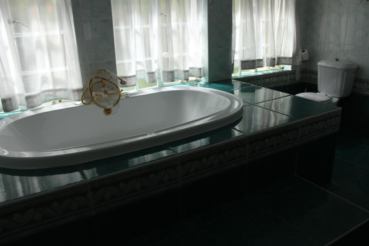 Florentia Guest House Bloemfontein Ngoại thất bức ảnh
